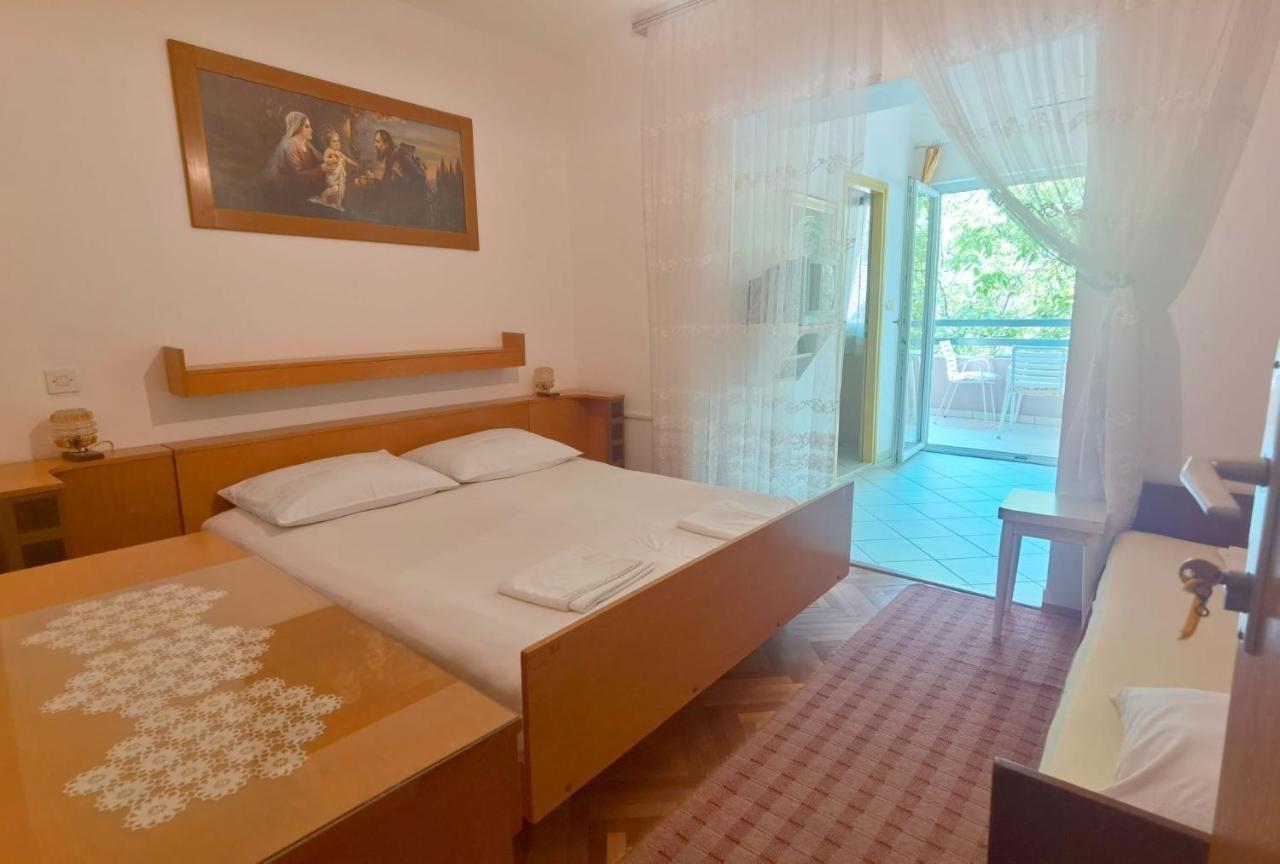 Beach House - Apartments Ana ดูเช ห้อง รูปภาพ